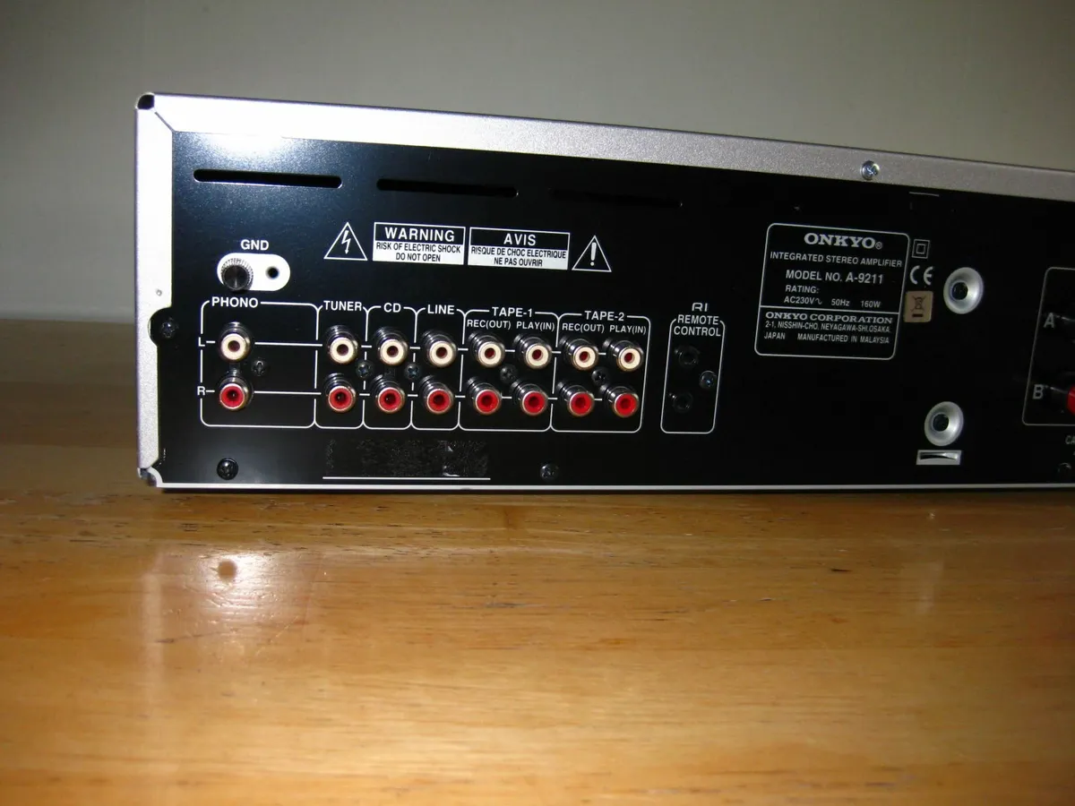 ONKYO A-9211 Quality Amplifier. - Image 4
