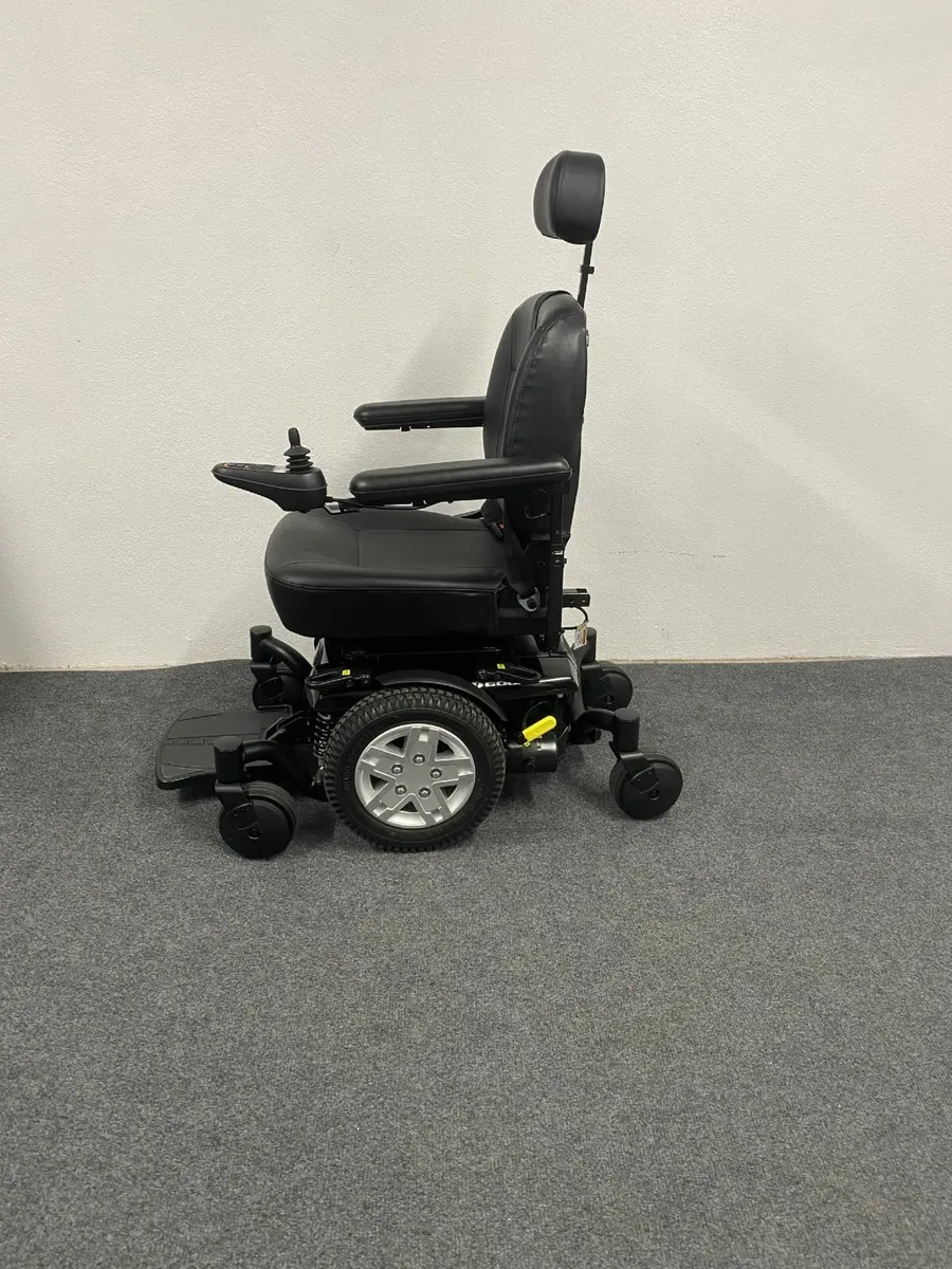 Pre-Owned Jazzy 600 ES Mobility Scoooter - Image 1