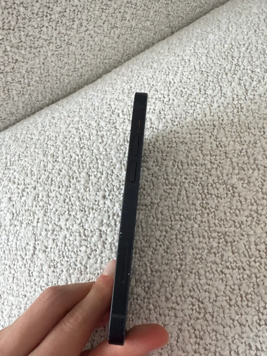 iPhone 12 mini - Image 4