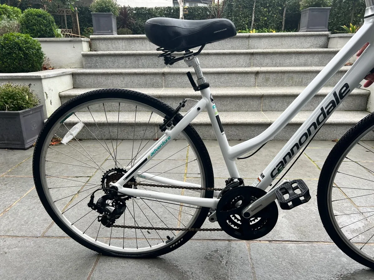 Cannondale Adventure 3 Tall hybrid bike - Like New - Image 1