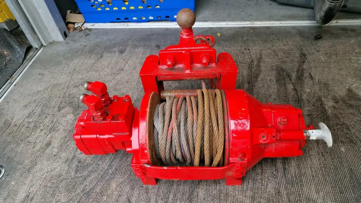 Winch - Image 2