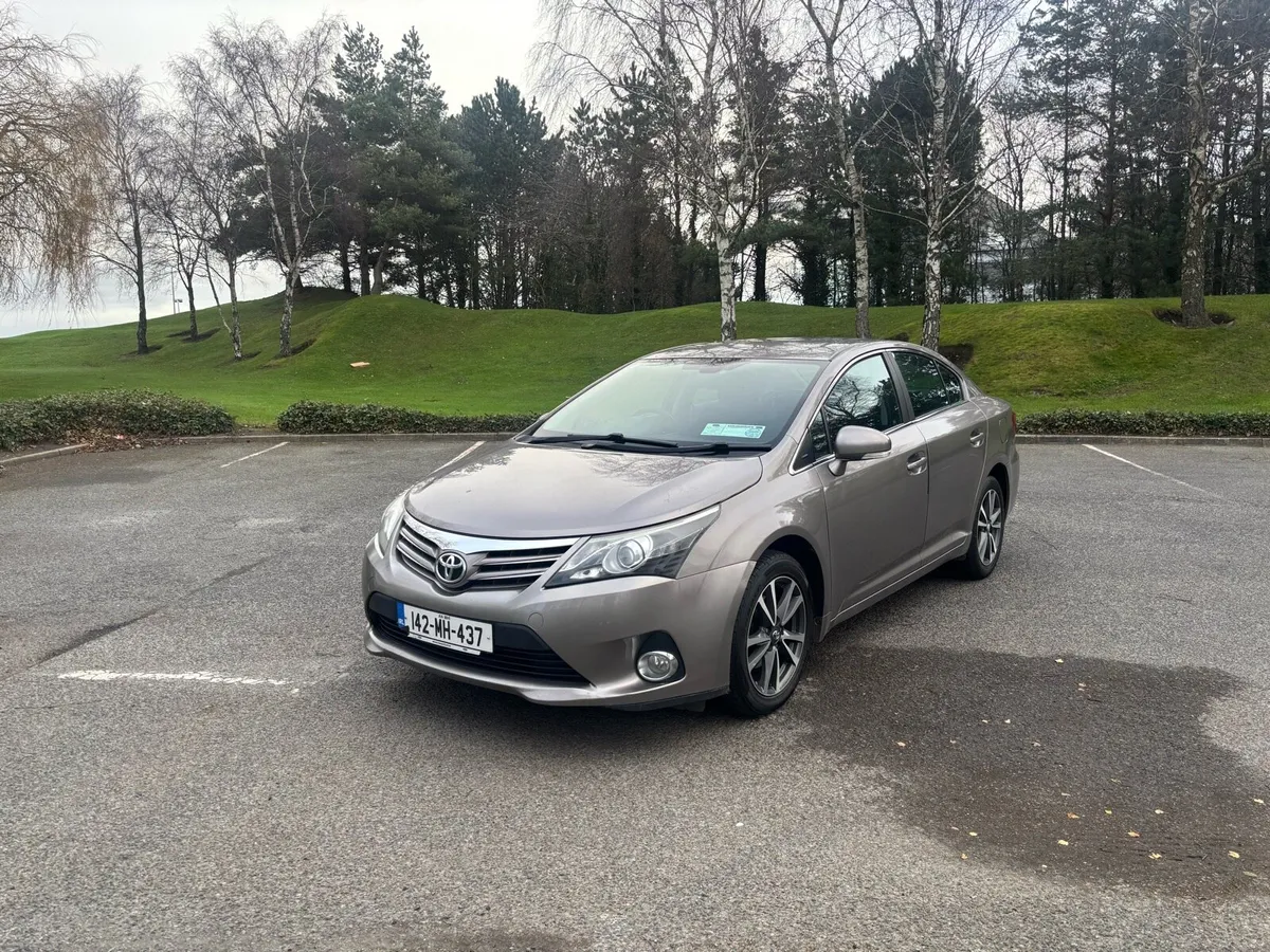 2014 Toyota Avensis with Full Service History - Image 1