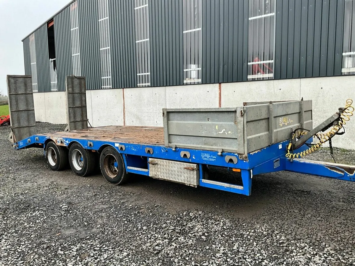 BELLA 25ft TRI AXLE LOW LOADER - Image 1
