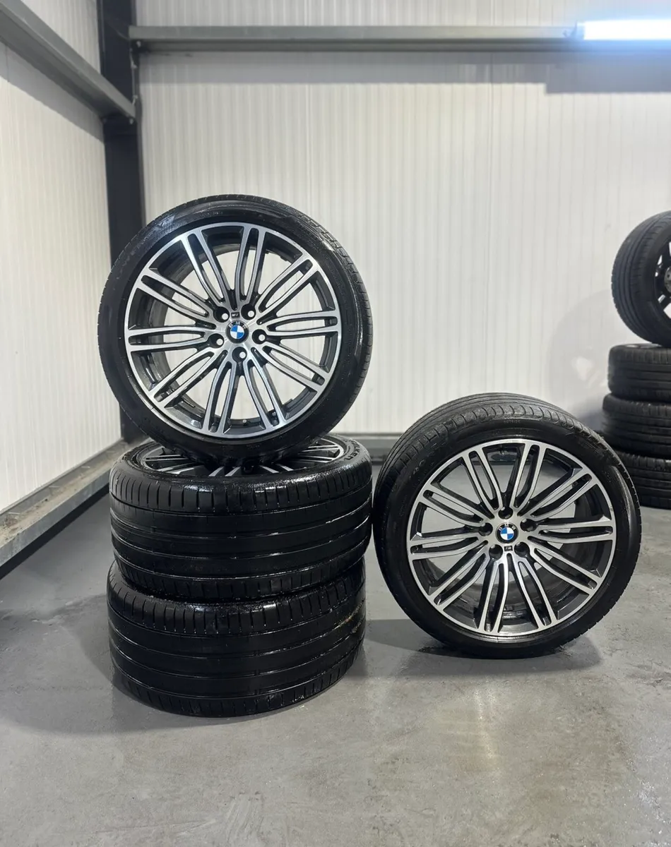 Genuine BMW 5 Series G30 19” Alloys and Tyres - Image 1