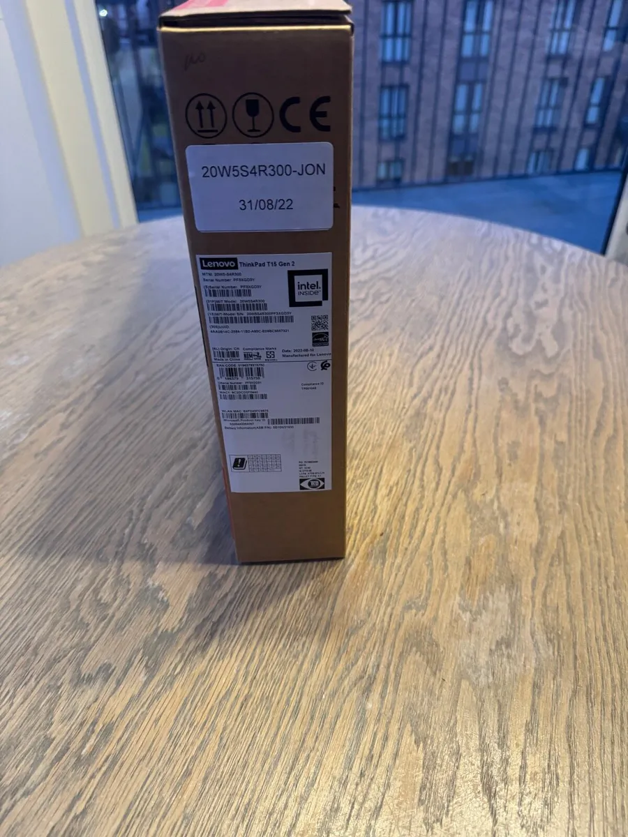 LENOVO THINKPAD T15 G2 Brand new sealed - Image 3