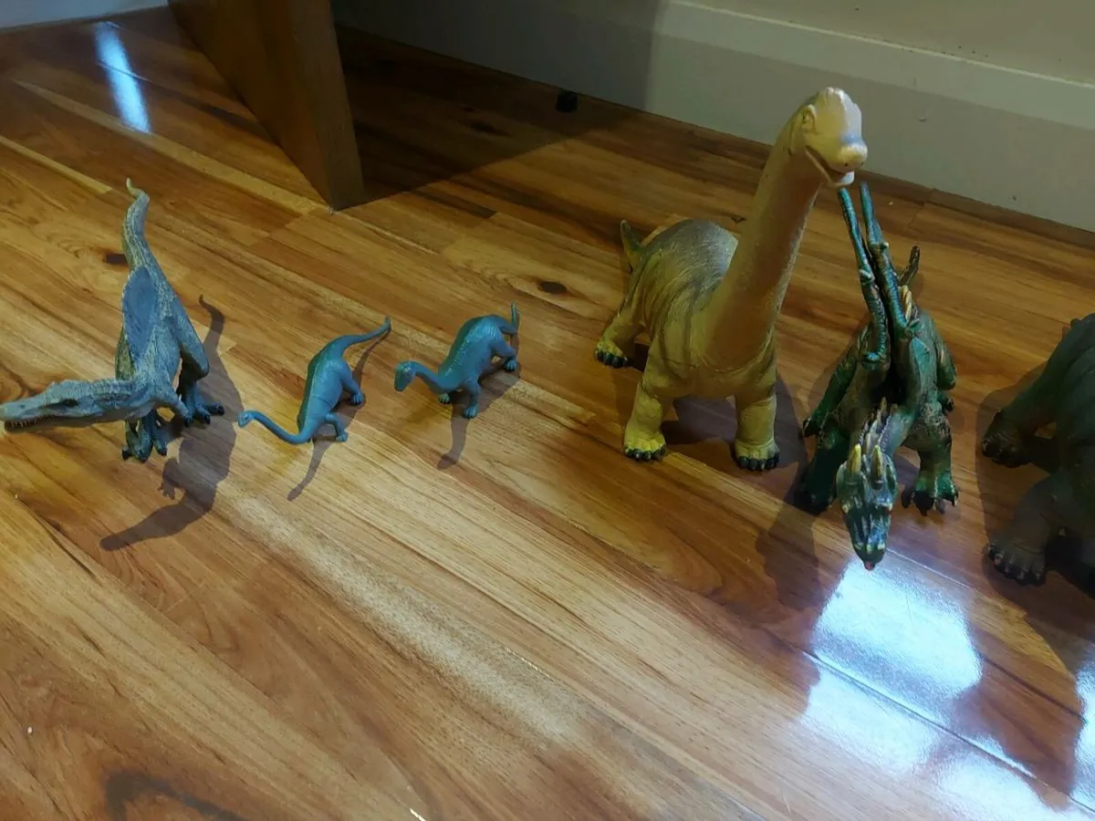 Dinosaurs - Image 3