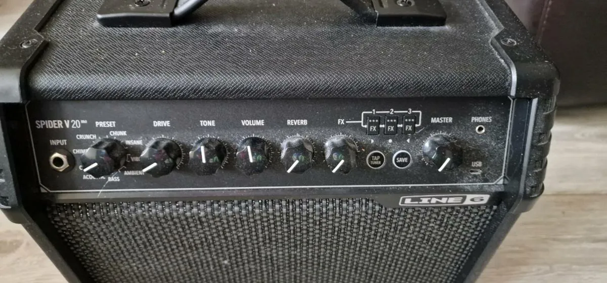 Line 6 Guitar Amp - Image 2