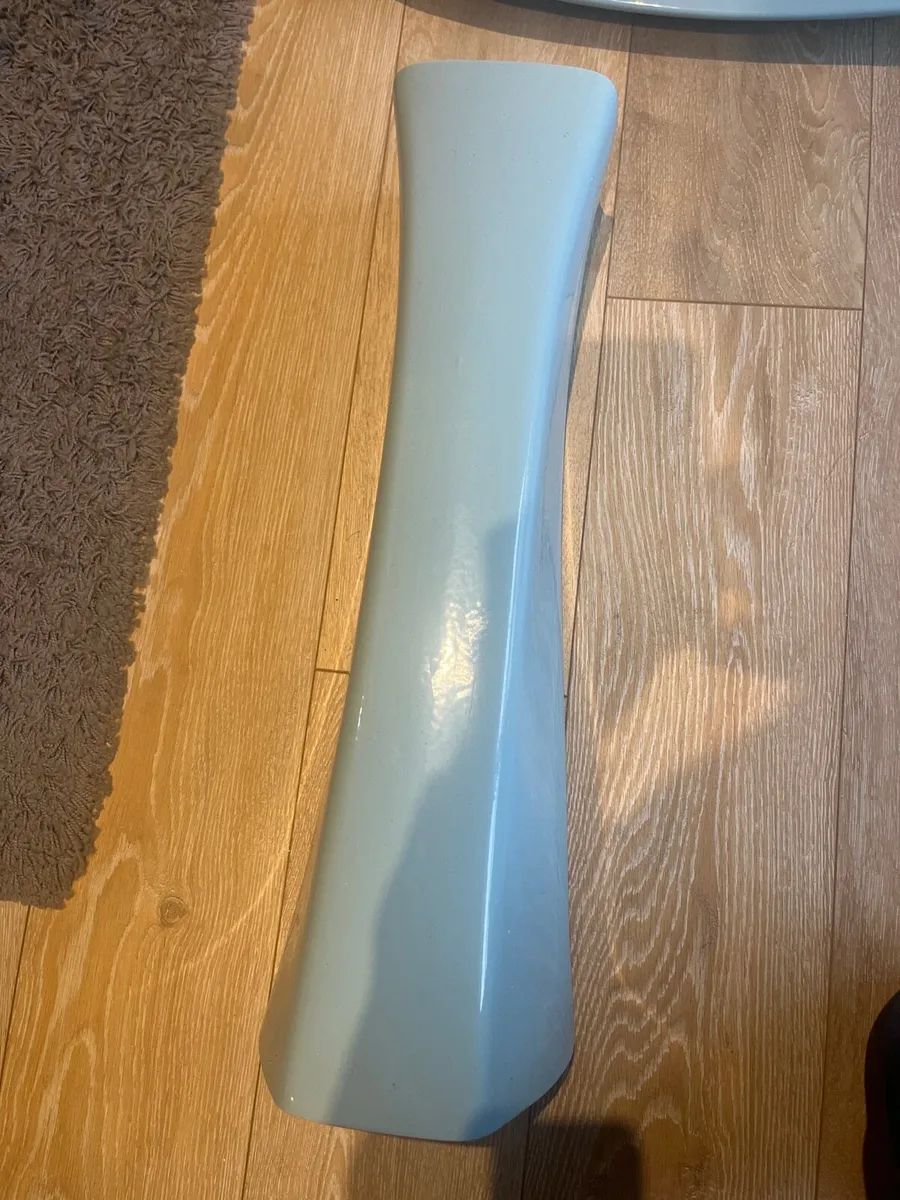 Vintage Shires Sky Blue toilet and pedastle sink - Image 2