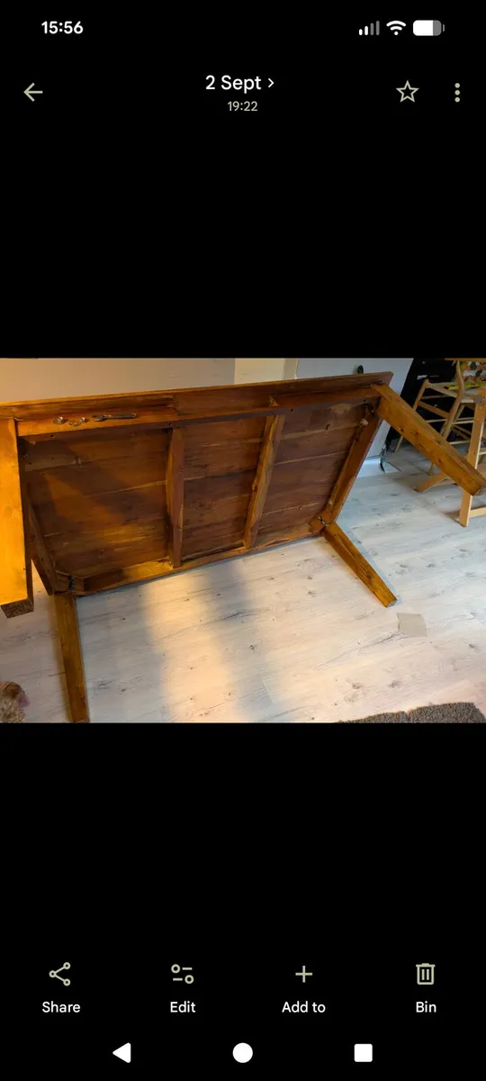 Solid Oak Dining Table. 6/10 seater. - Image 2