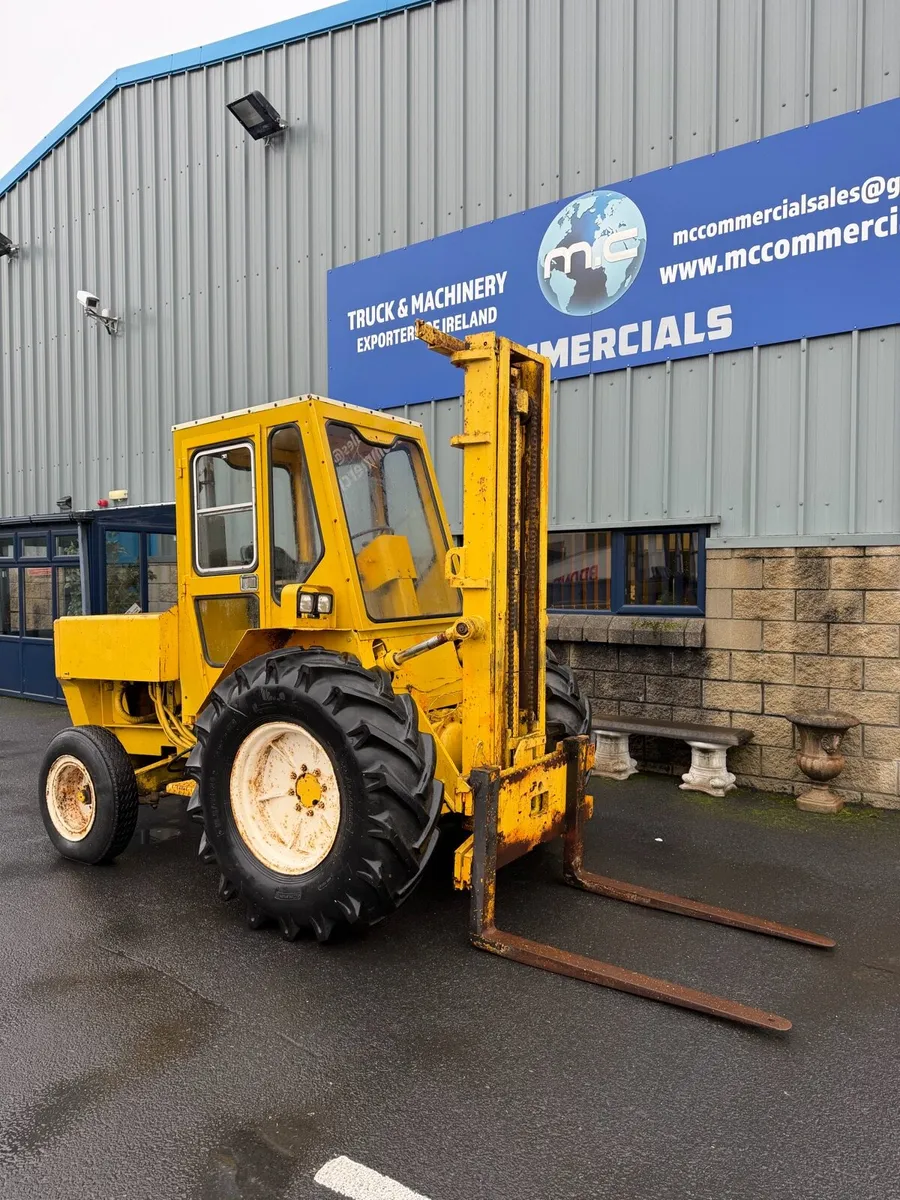 Bonser all terrain forklift - Image 1