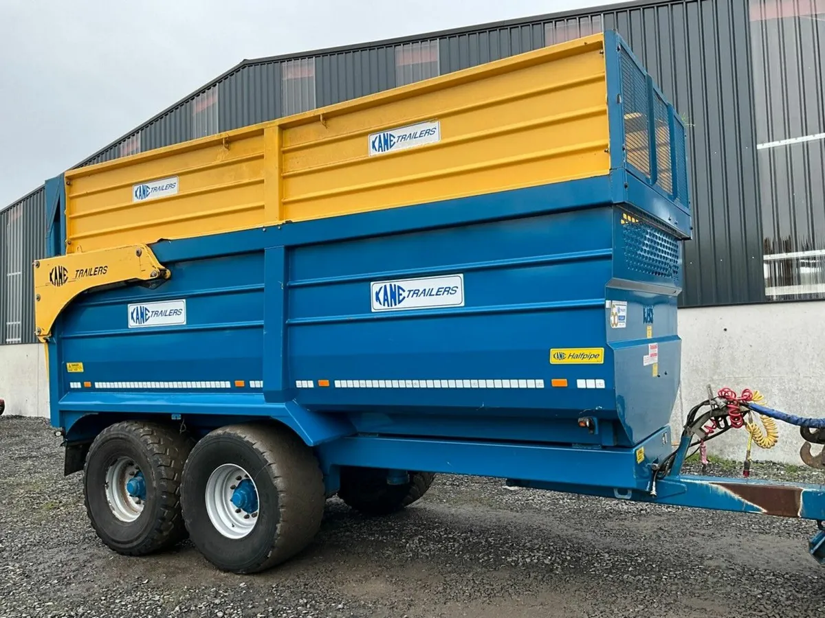 KANE CLASSIC 18ft TWIN AXLE SILAGE TRAILER - Image 3