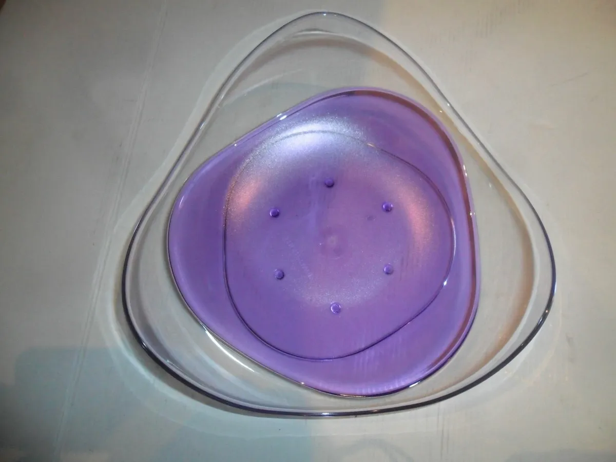 Tupperware clear serving bowl , purple - Image 3
