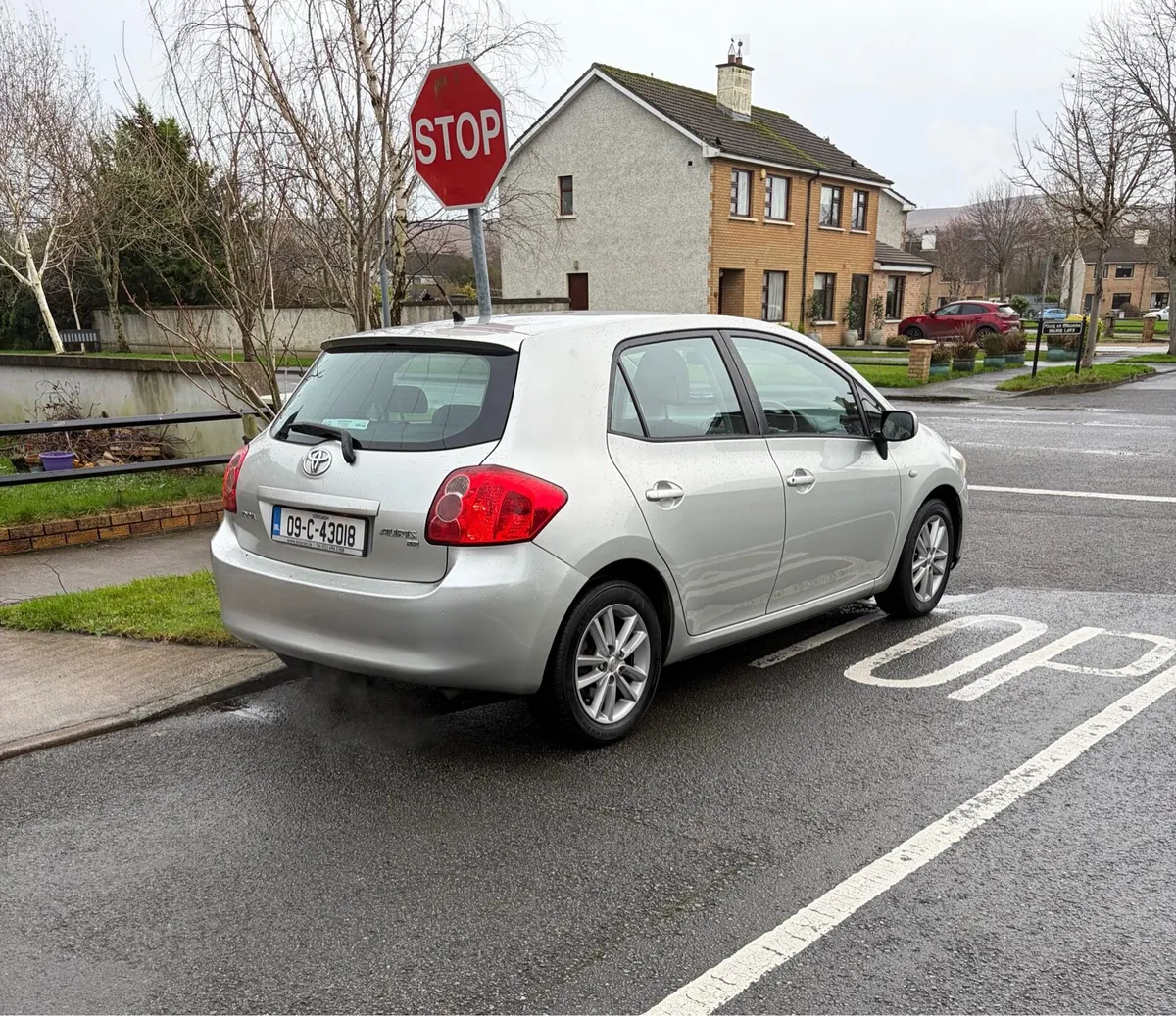 Toyota auris new model 1.3 petrol - Image 4