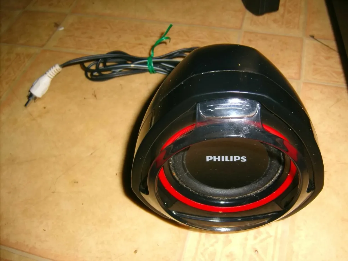 Philips Spa5300/10 Subwoofer with speakers - Image 2