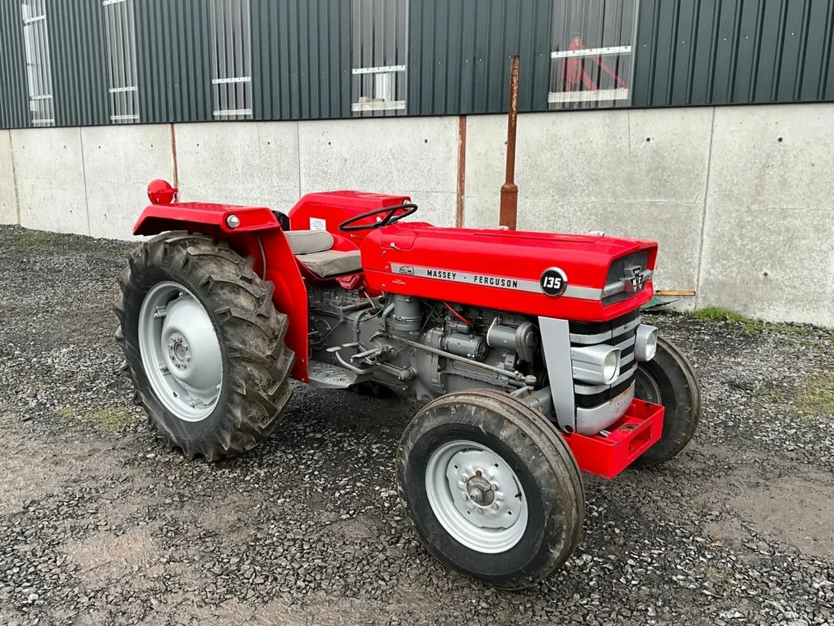 MASSEY FERGUSON 135 2WD TRACTOR - Image 1