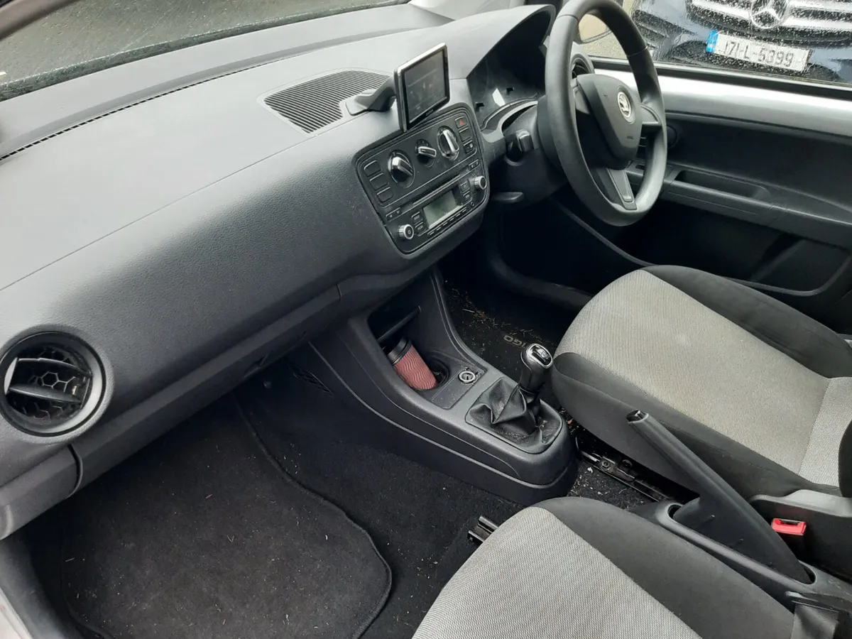 SKODA CITIGO 2014  5 DOOR 1 LITRE LOW KM - Image 2