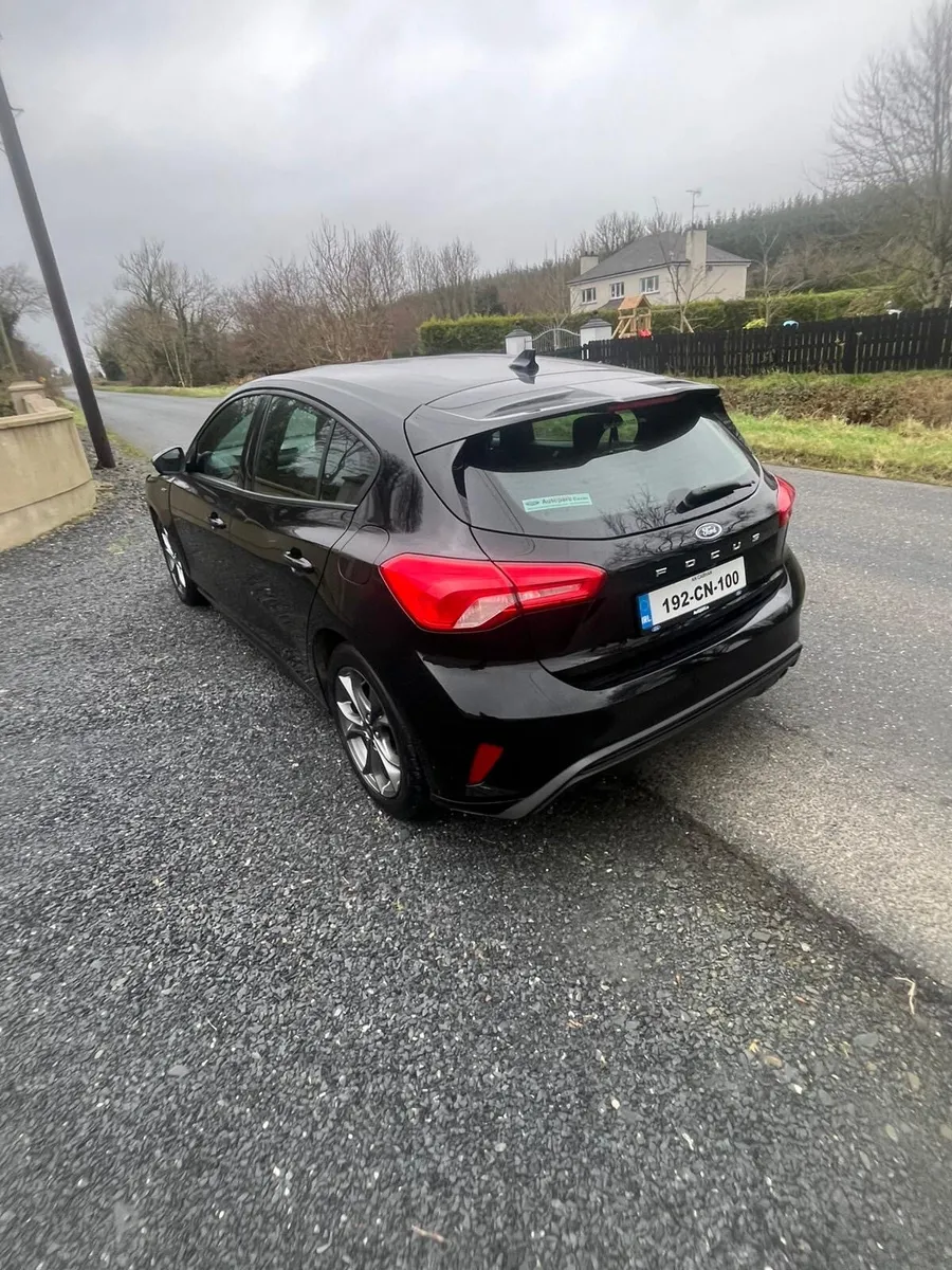 192 Ford Focus ST Line 1.0 Petrol - Image 3