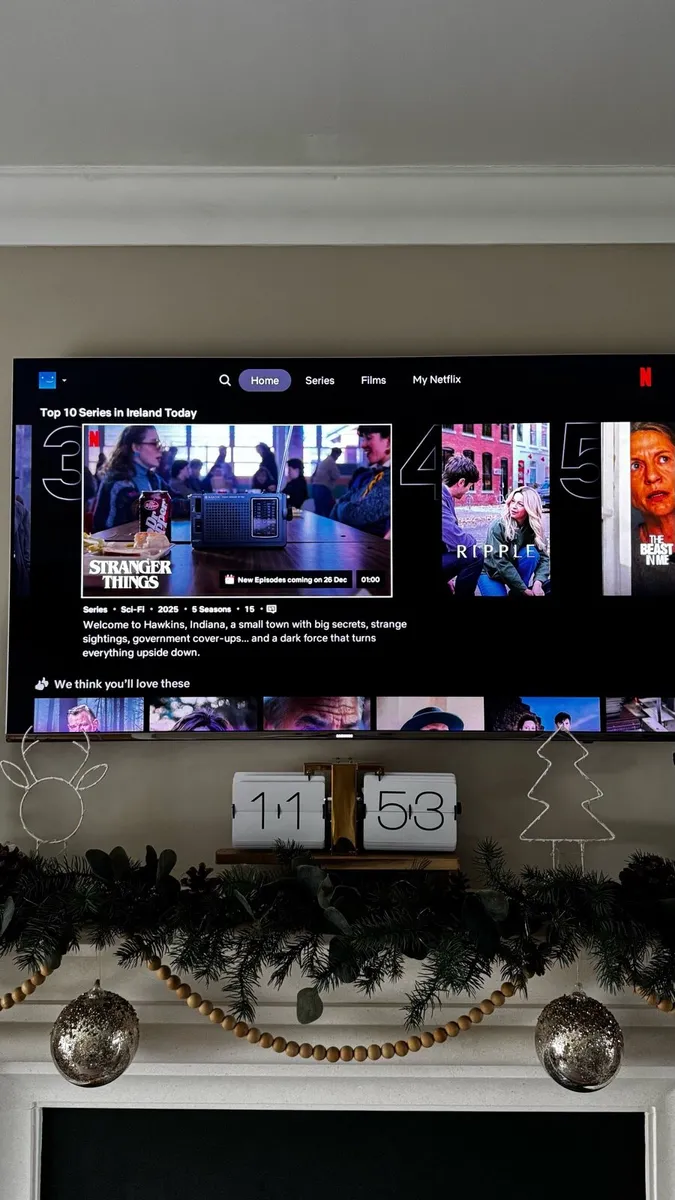 Samsung 4K Quantum Dot UHD TV 49” - Image 4