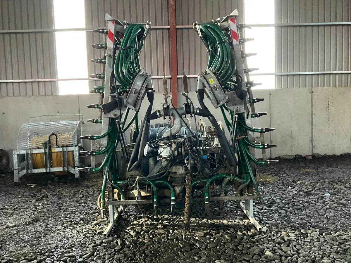 AG EQUIP 12m DRIBBLE BAR SLURRY SYSTEM FRONT & REA - Image 3