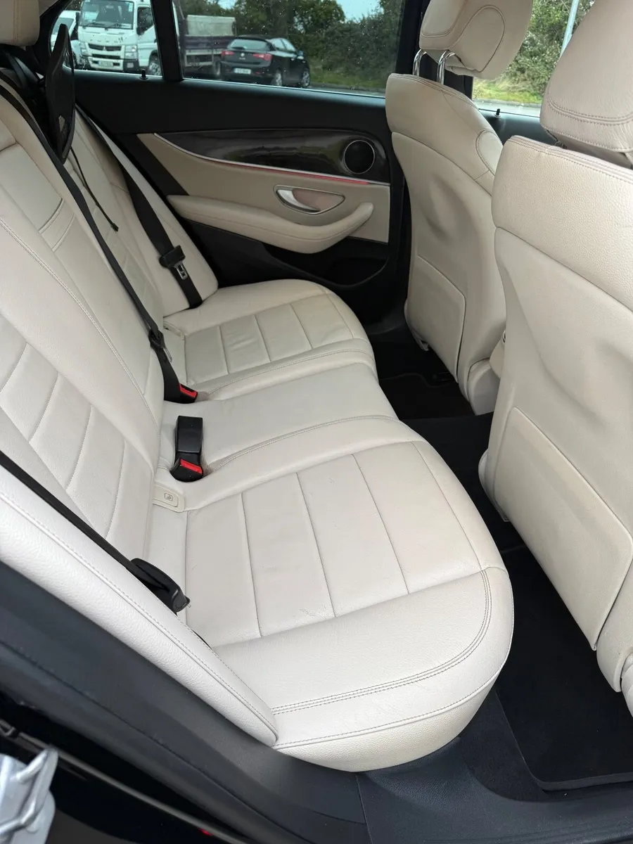 Mercedes-Benz E-Class 2018 - Image 3