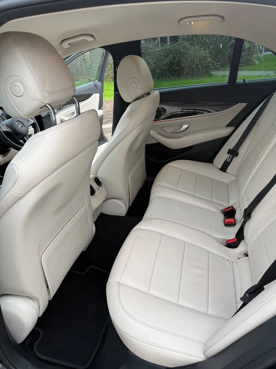 Mercedes-Benz E-Class 2018 - Image 4