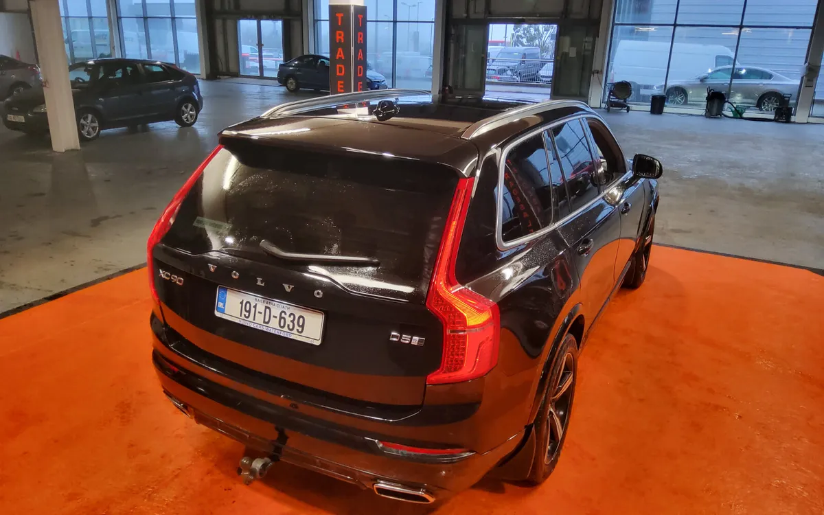 Volvo XC90 2019 - Image 3