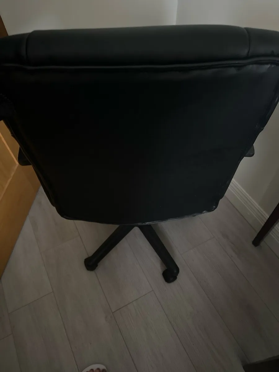 Office Chair - Image 2