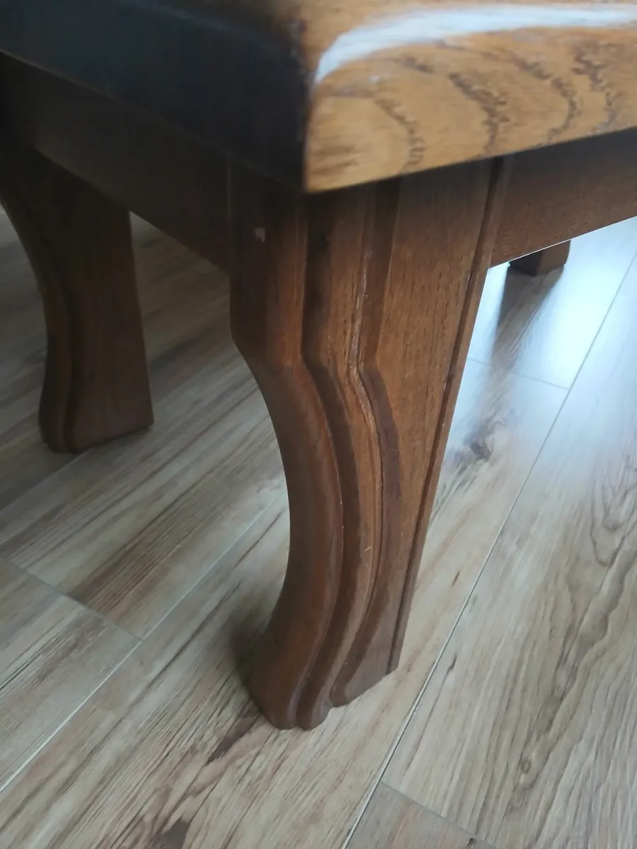 Coffee table solid oak - Image 1