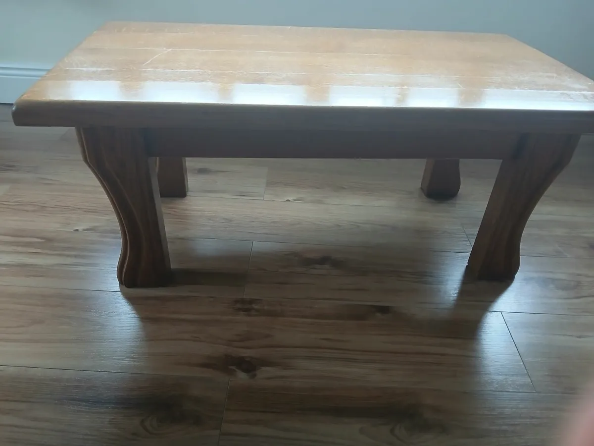 Coffee table solid oak - Image 2