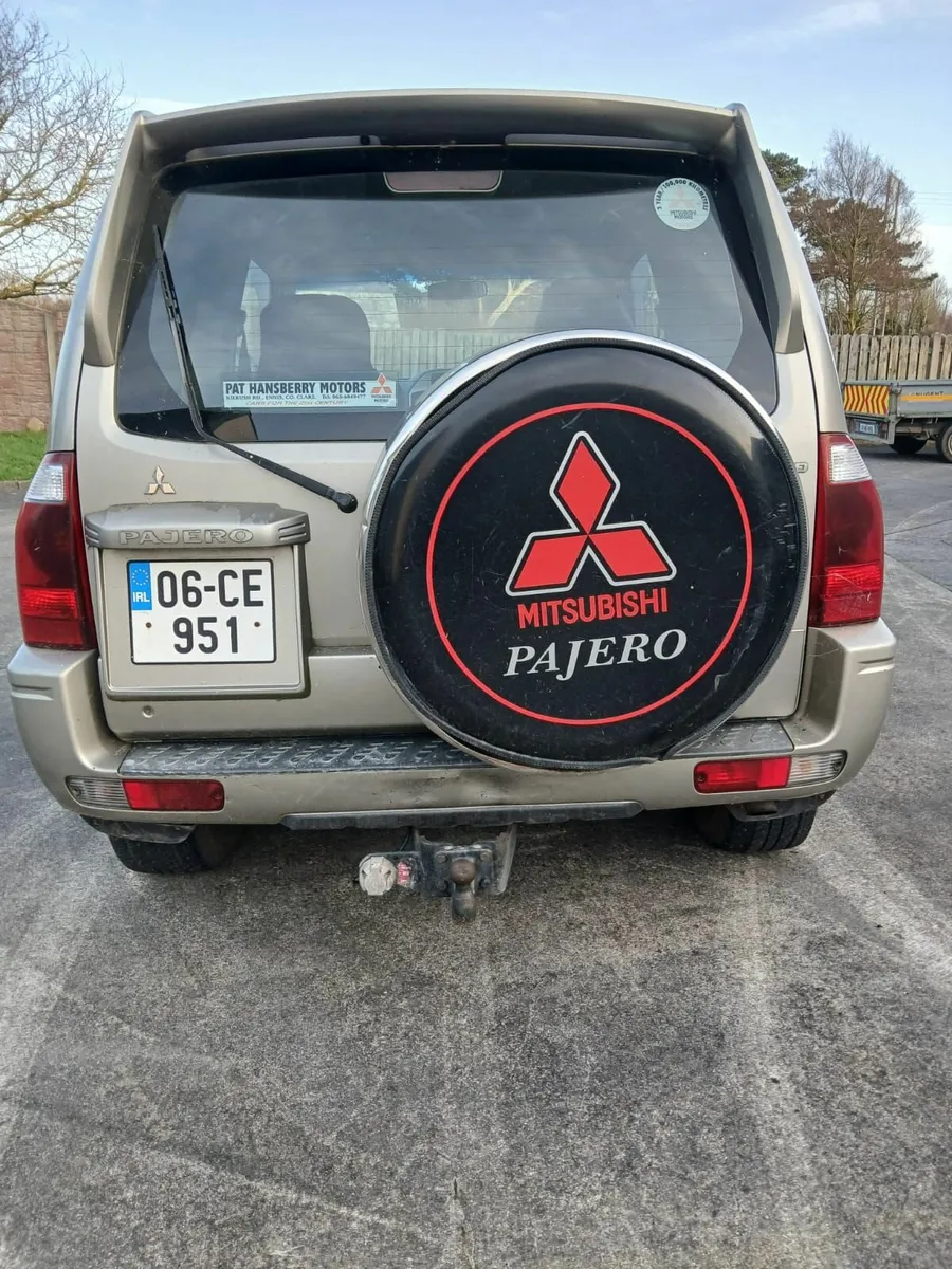 Mitsubishi Pajero 2006 - Image 4