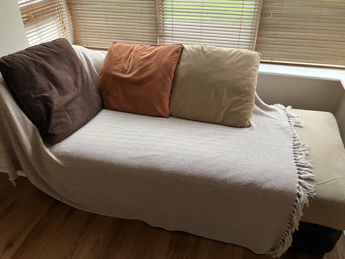 Corner Couches - Image 4