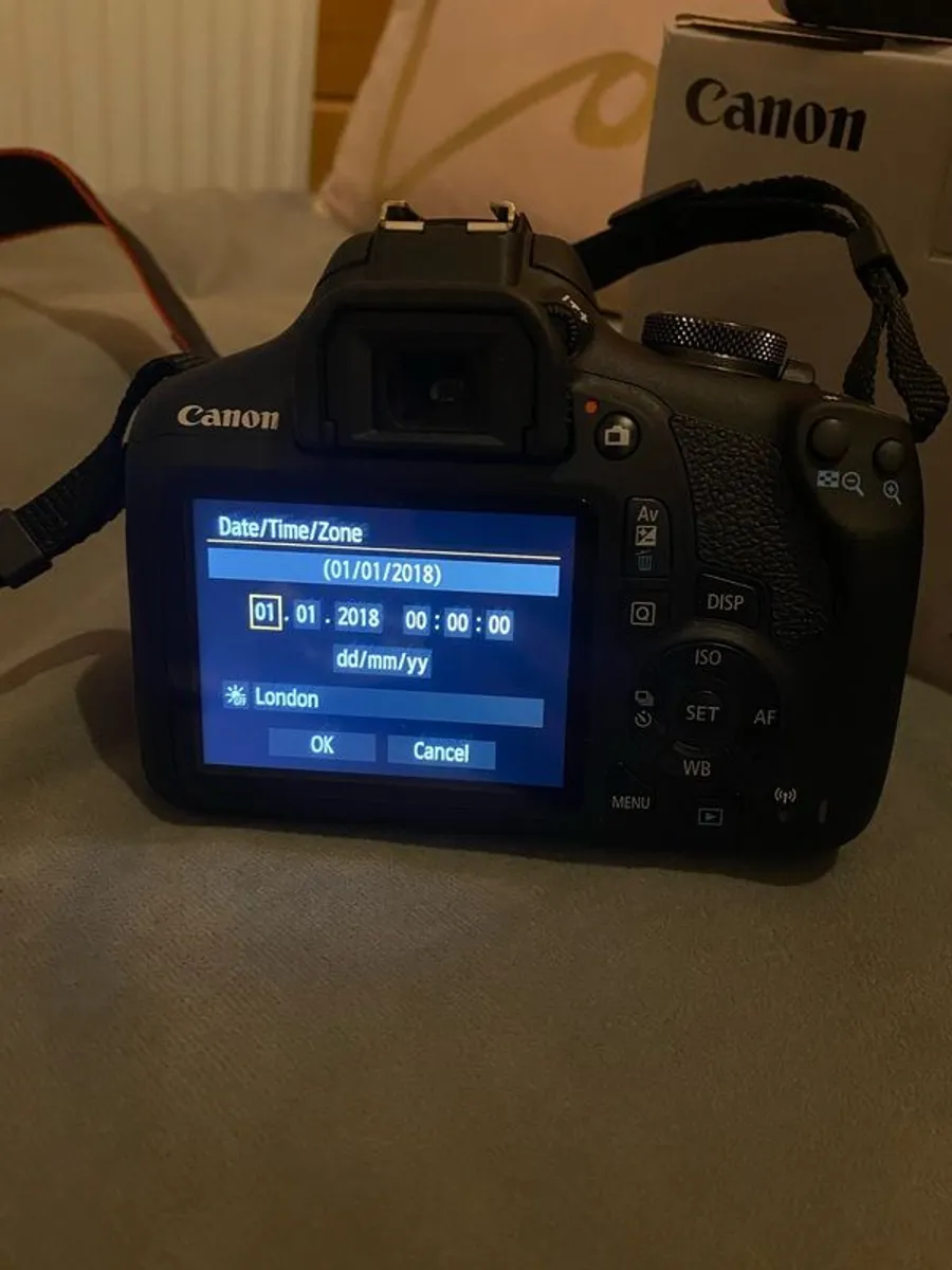 Cannon eos 2000d - Image 4