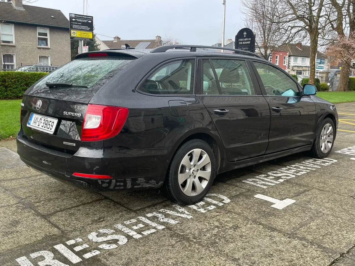 2014 Skoda Superb 1.6 TDI Estate - Image 4