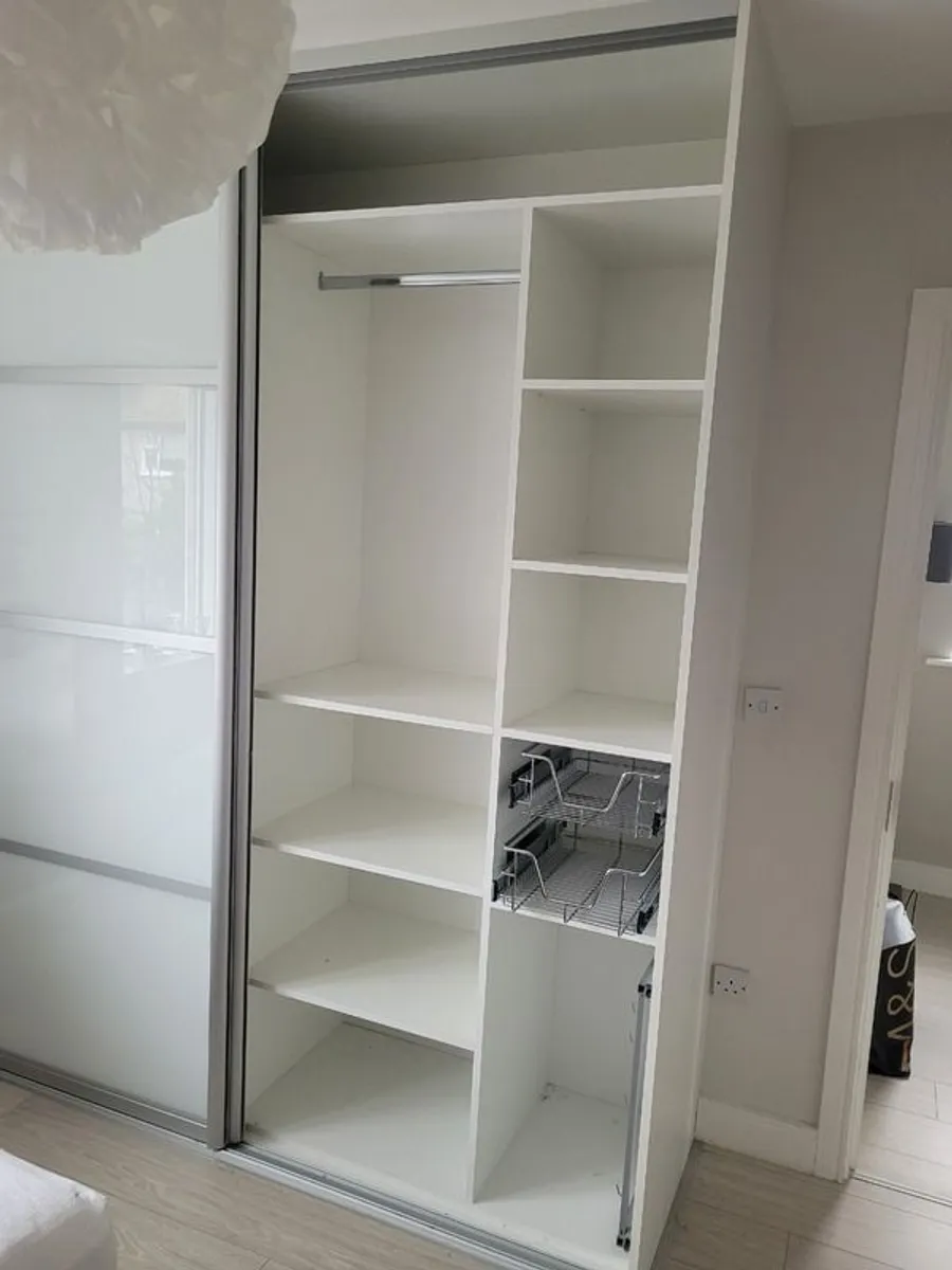 Sliding wardrobe - Image 4