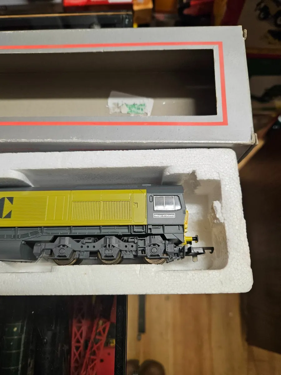 Hornby Lima OO Gauge Diesel Engine - Image 2