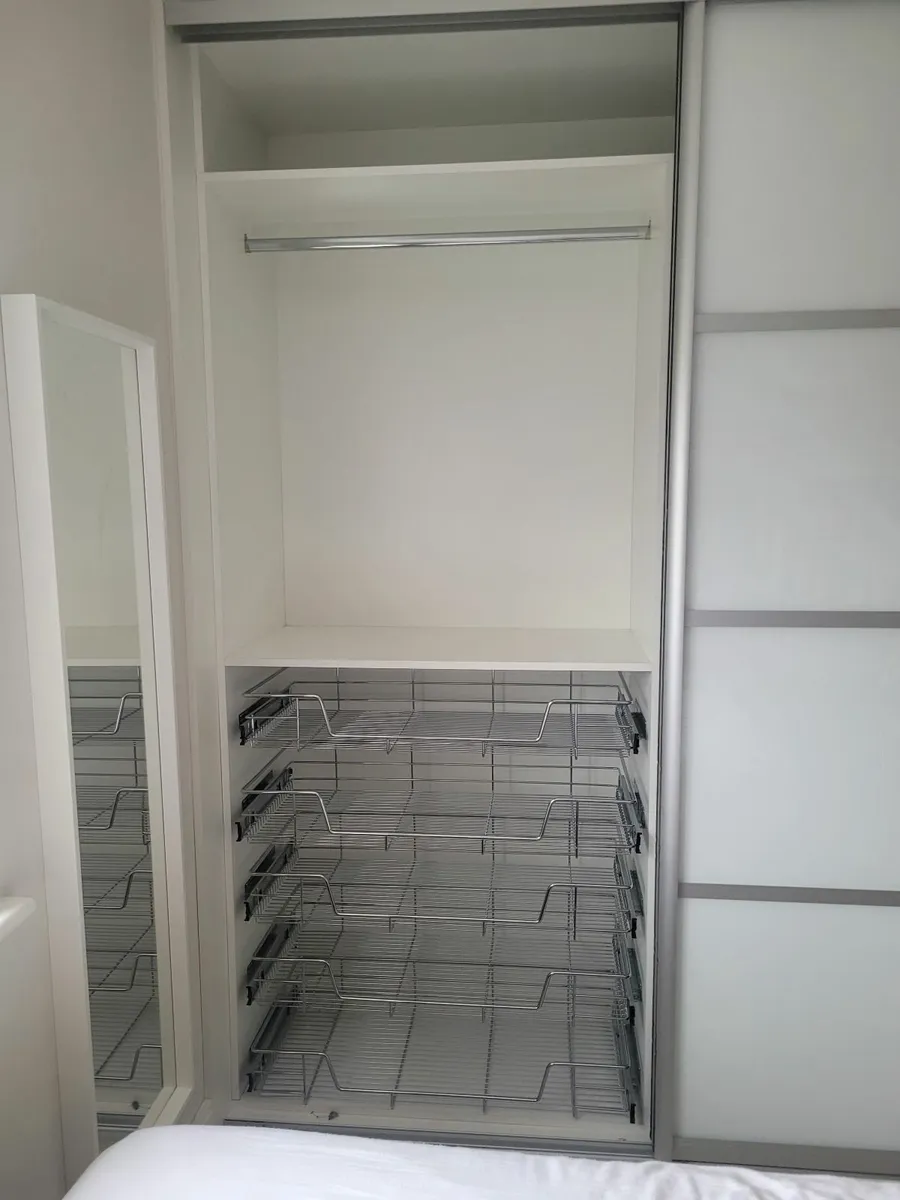 Sliding wardrobe - Image 3