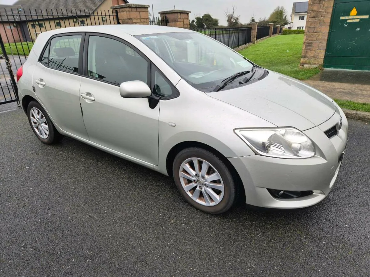 Auris 08 NCT 05/26 Tax 01/26 Very Low Mileage !!! - Image 1