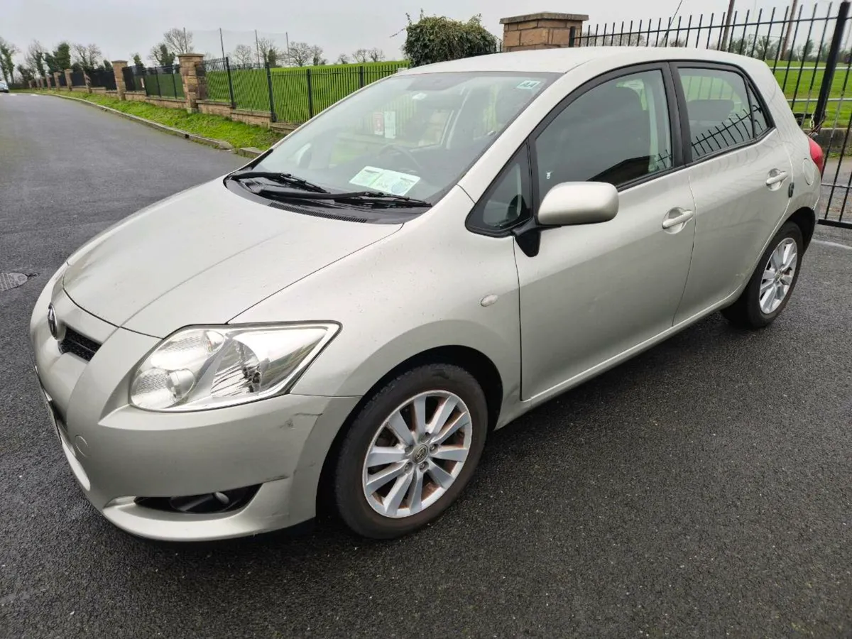 Auris 08 NCT 05/26 Tax 01/26 Very Low Mileage !!! - Image 3