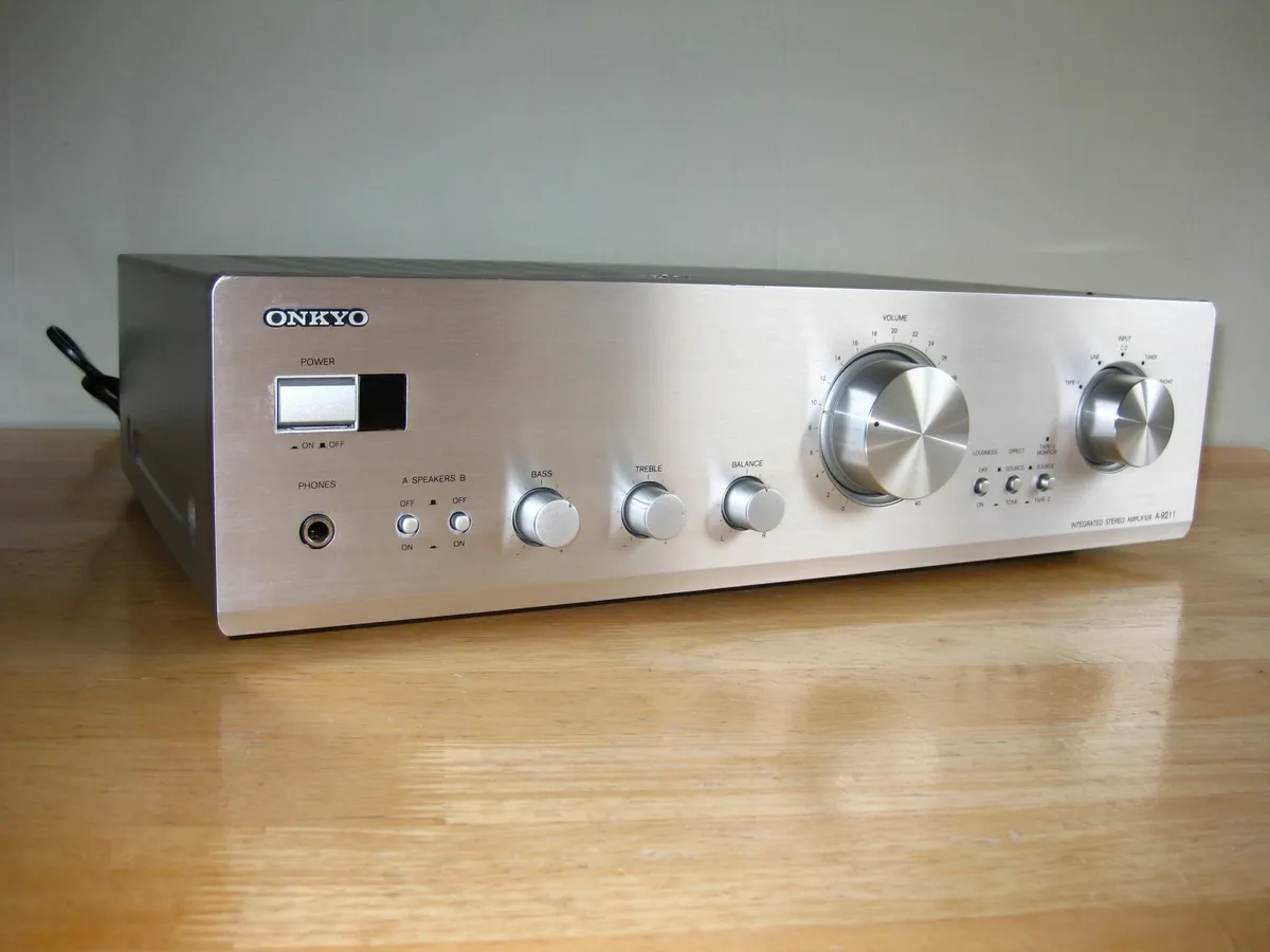 ONKYO A-9211 Quality Amplifier. - Image 1