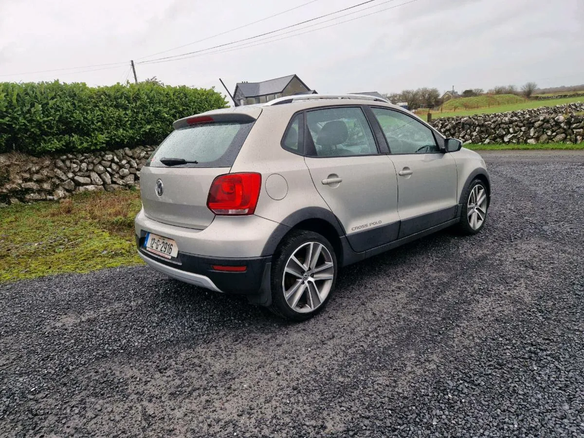 Vw polo (low mileage) - Image 2