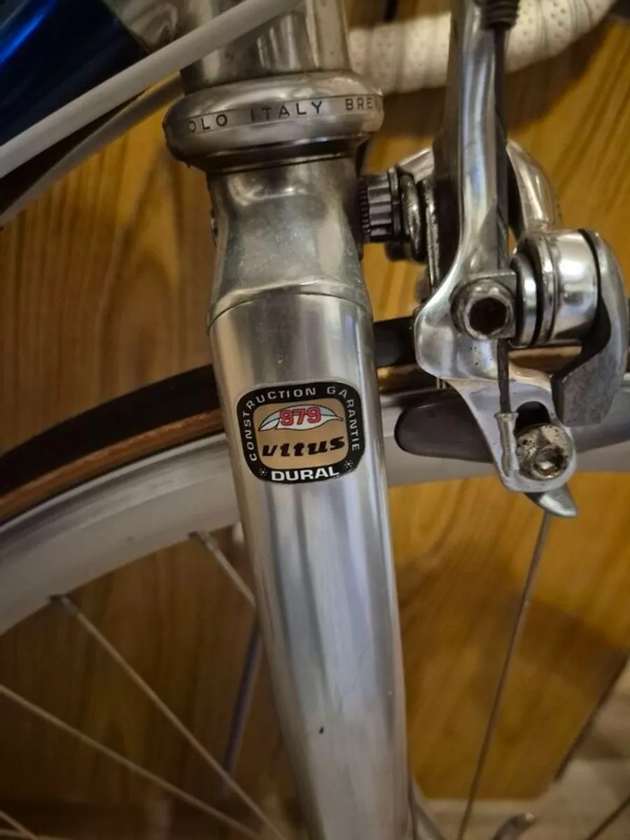 Vitus 979 Classic Road Bike - Image 4