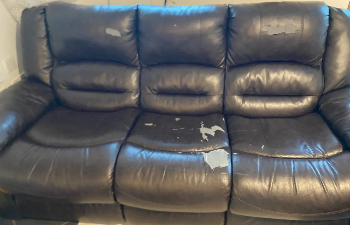 3 seater and two  seats - Image 1