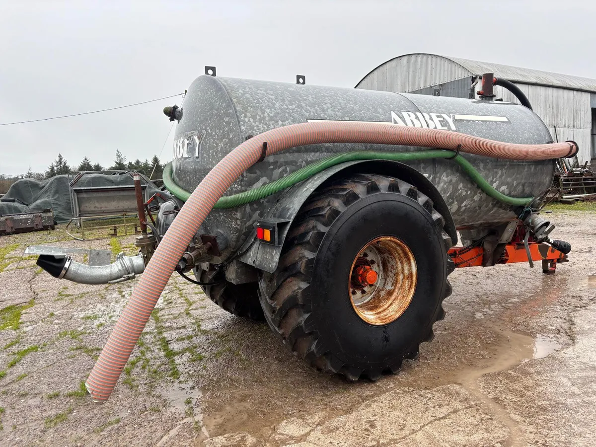 Abbey 2100 galvanized tank - Image 2