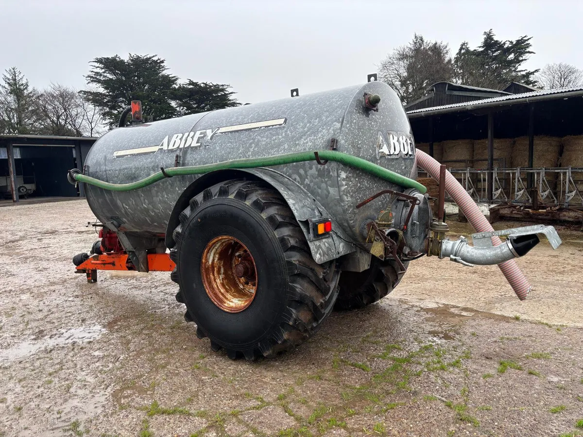 Abbey 2100 galvanized tank - Image 3