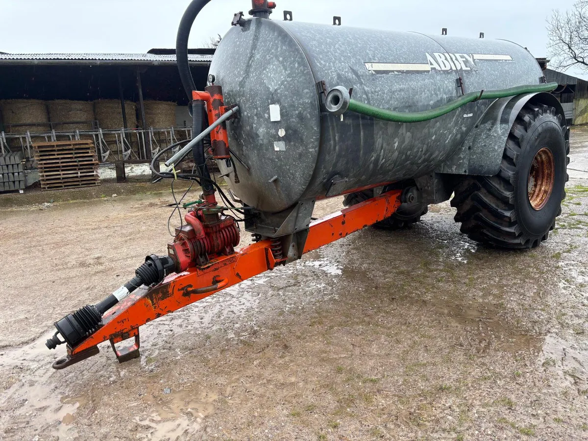 Abbey 2100 galvanized tank - Image 4