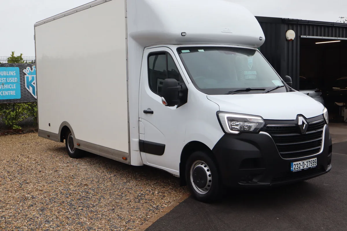 2023 RENAULT MASTER LOW PROFILE BOX BODY - Image 1