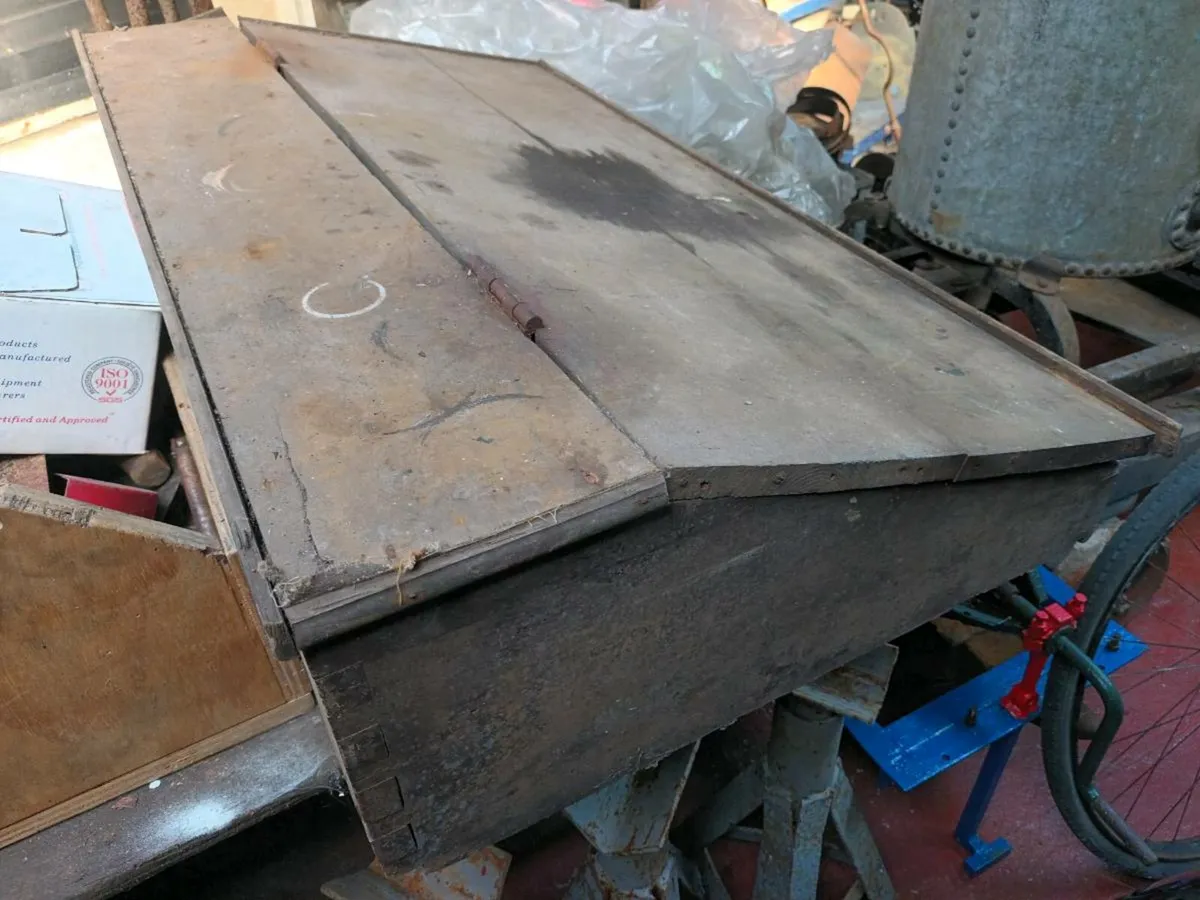 Storage Bureau - Image 1