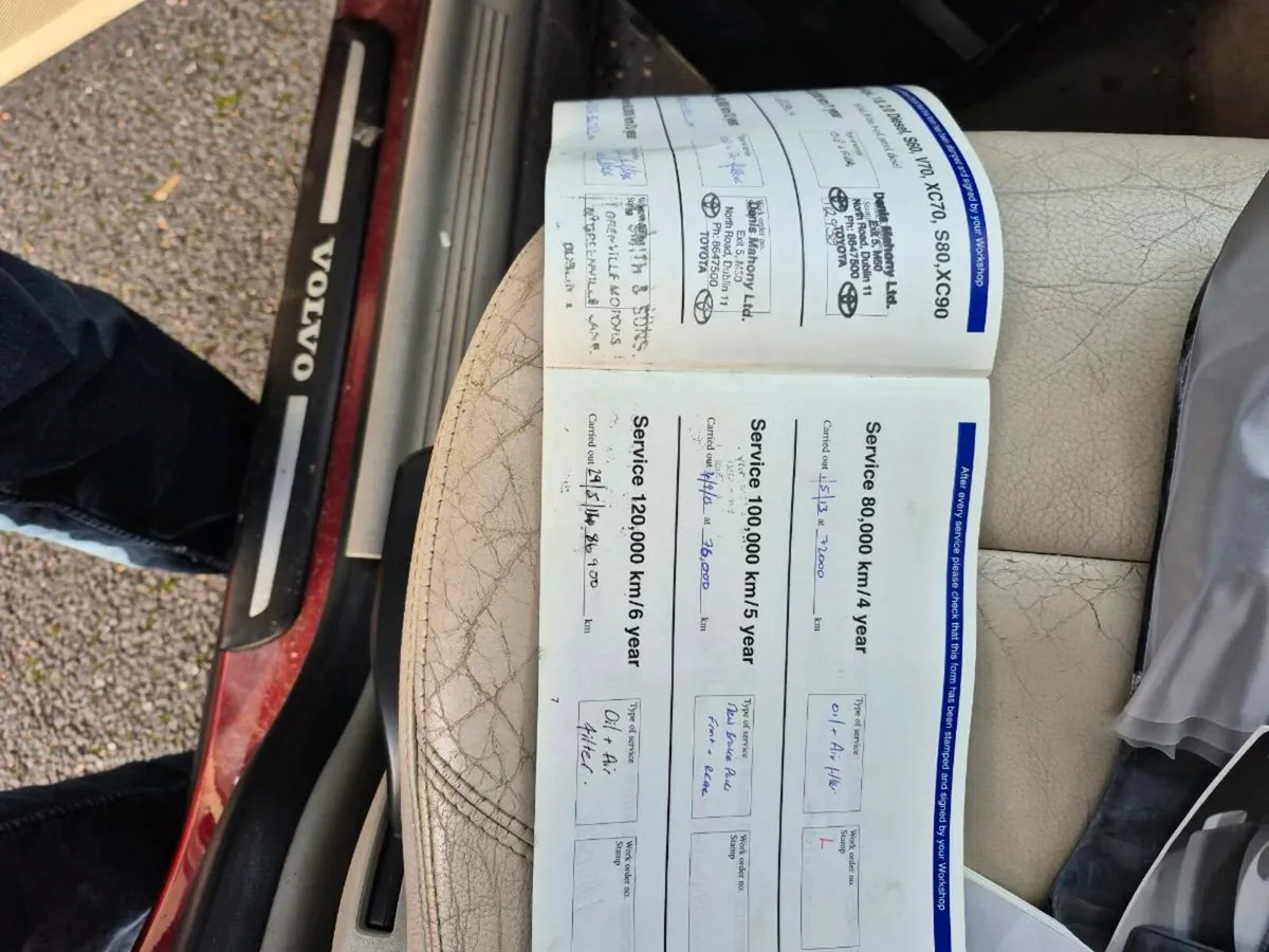 Volvo s40 240000kms on clock - Image 3