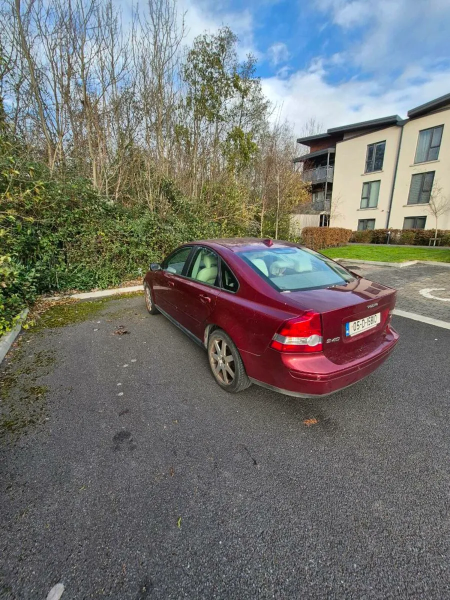 Volvo s40 240000kms on clock - Image 1