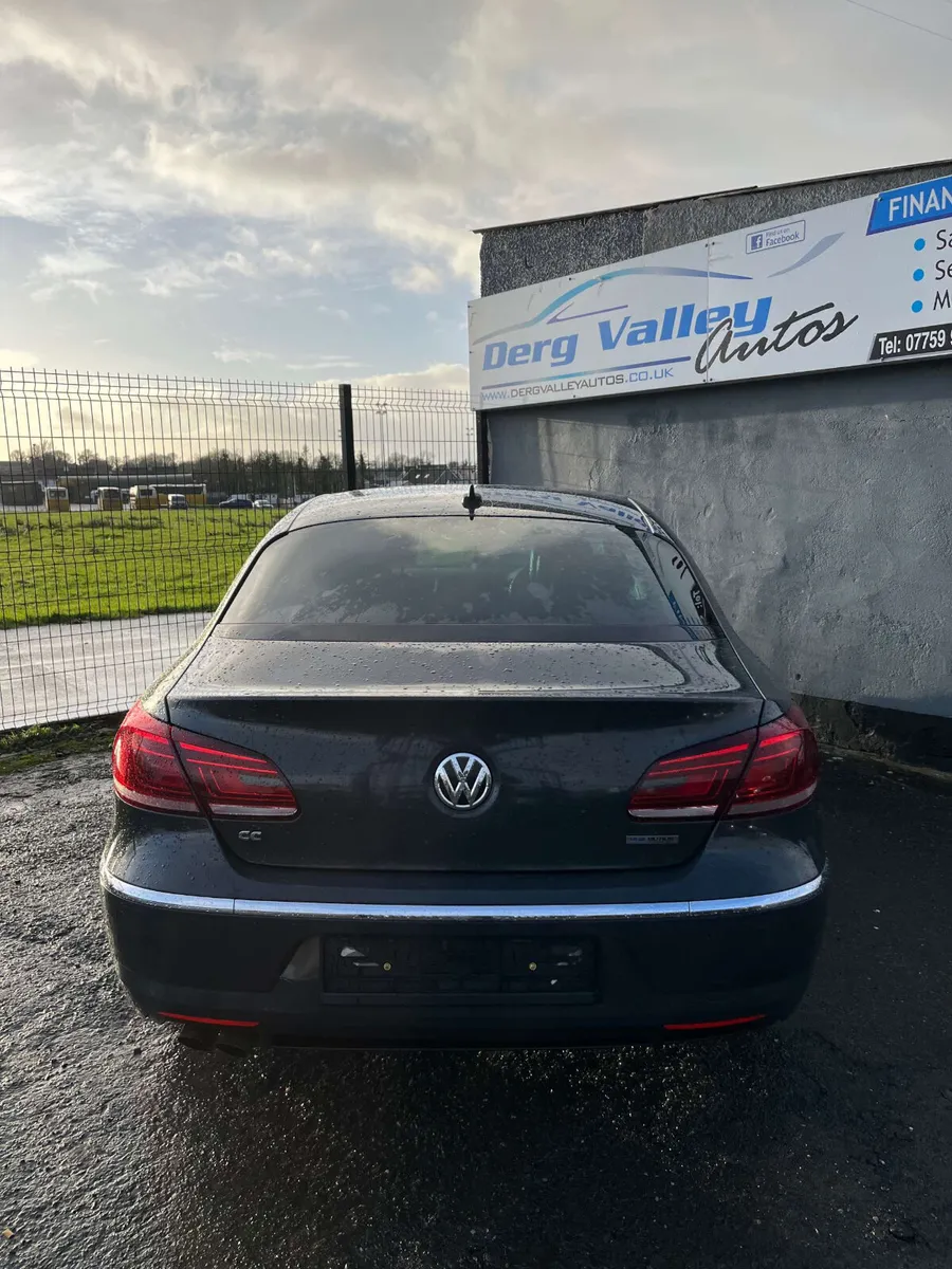 Volkswagen Passat 2014 - Image 4